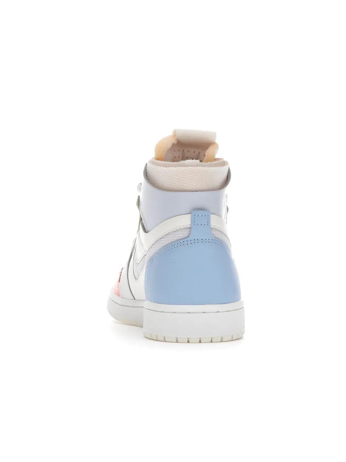 Мужские кроссовки с кожаным верхом Jordan 1 High Zoom Air CMFT Jordan — изображение 4 из 4, белый--белый