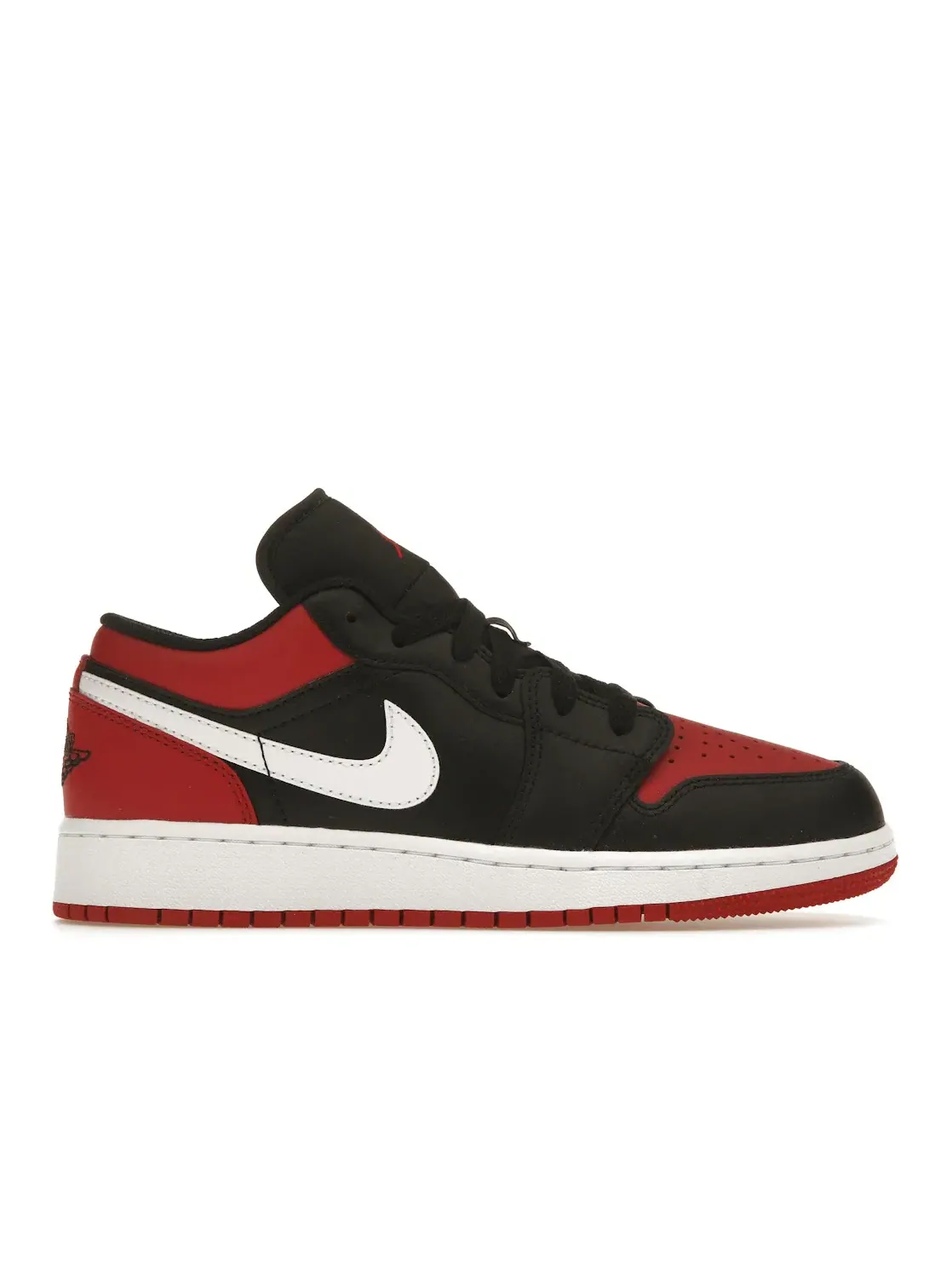 Детские кроссовки с кожаным верхом Jordan 1 Low Alternate Bred Toe (GS) Jordan — изображение 1 из 4, черный/белый/красный