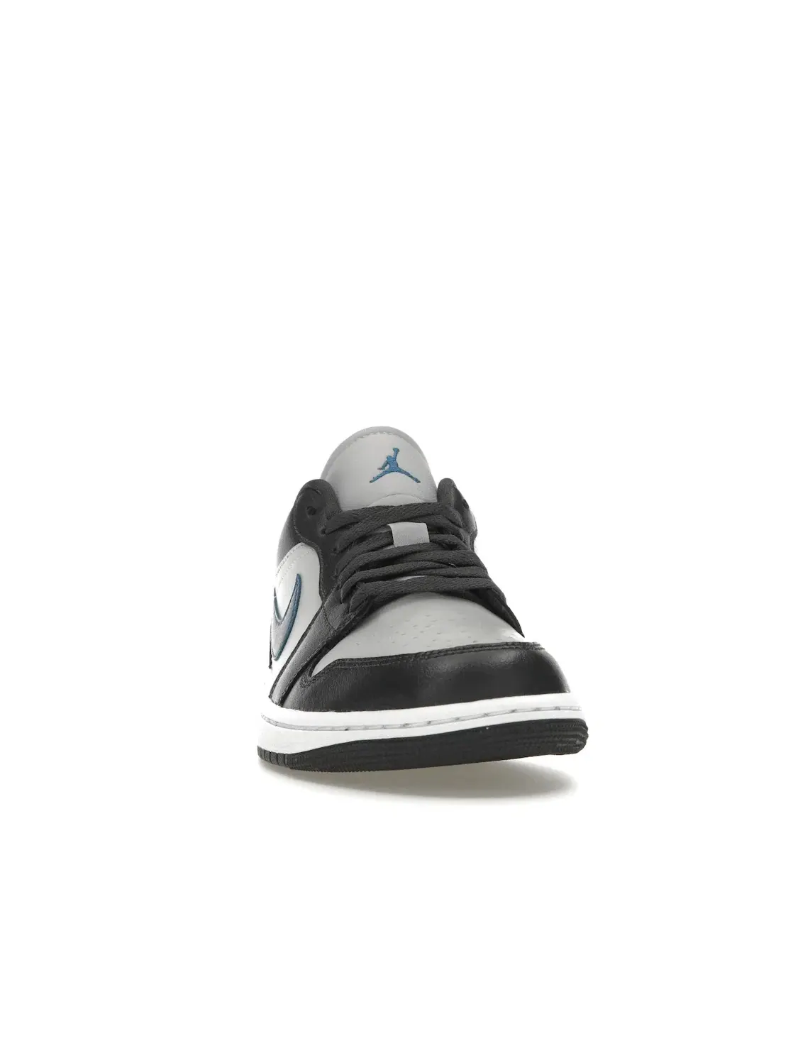 Женские кроссовки с низким верхом Jordan 1 Low Jordan — изображение 2 из 4, серый/белый/синий