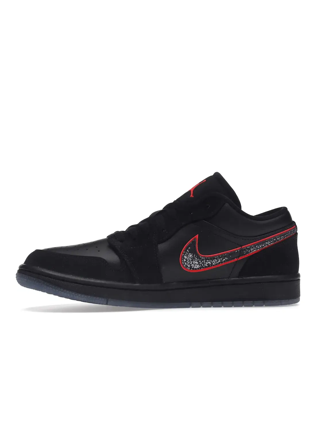 Мужские кроссовки с кожаным верхом Jordan 1 Low Jordan — изображение 3 из 4, черный/черный-красный