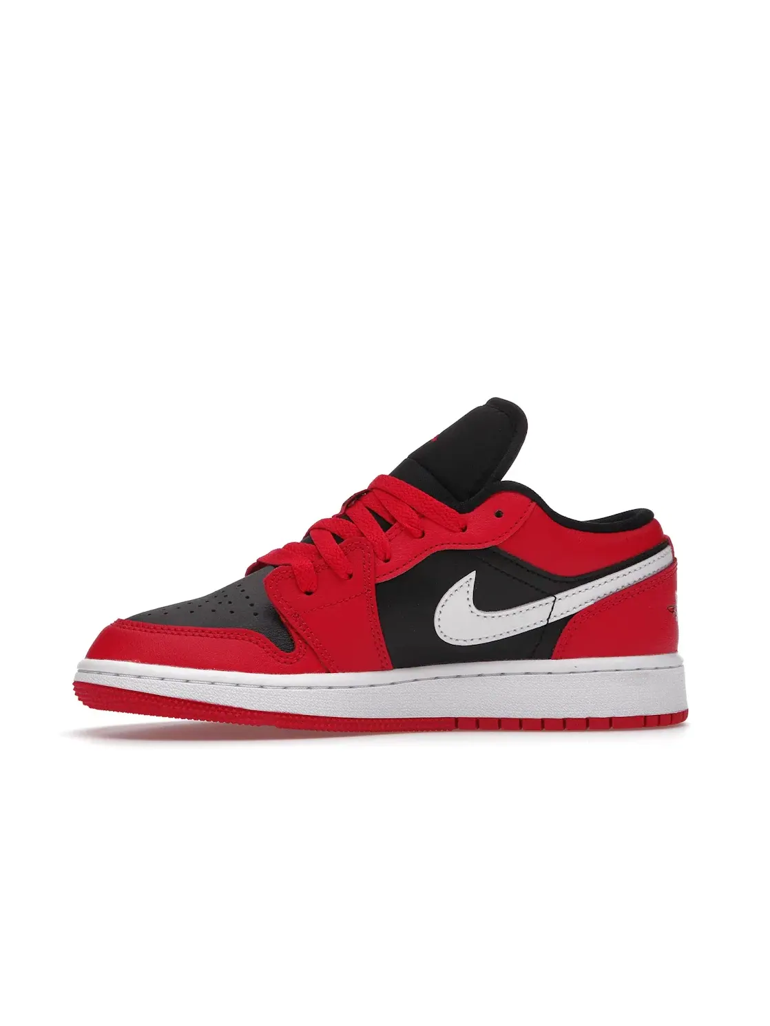 Детские кроссовки Lifestyle с контрастными акцентами Jordan 1 Low — изображение 3 из 4, черный/белый