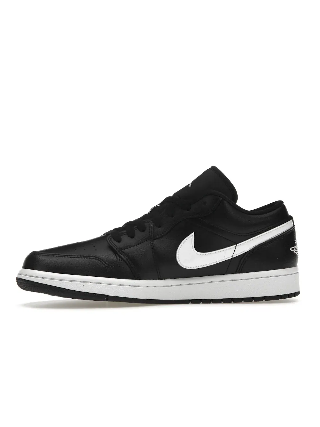 Женские кроссовки Lifestyle с низким профилем Jordan 1 Low Black White — изображение 3 из 4, черный/белый/черный