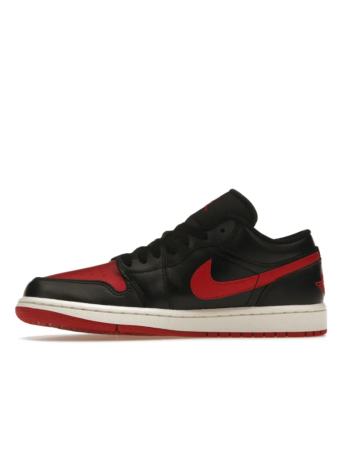 Женские кроссовки Lifestyle с низкой посадкой Jordan 1 Low — изображение 3 из 4, черный//красный