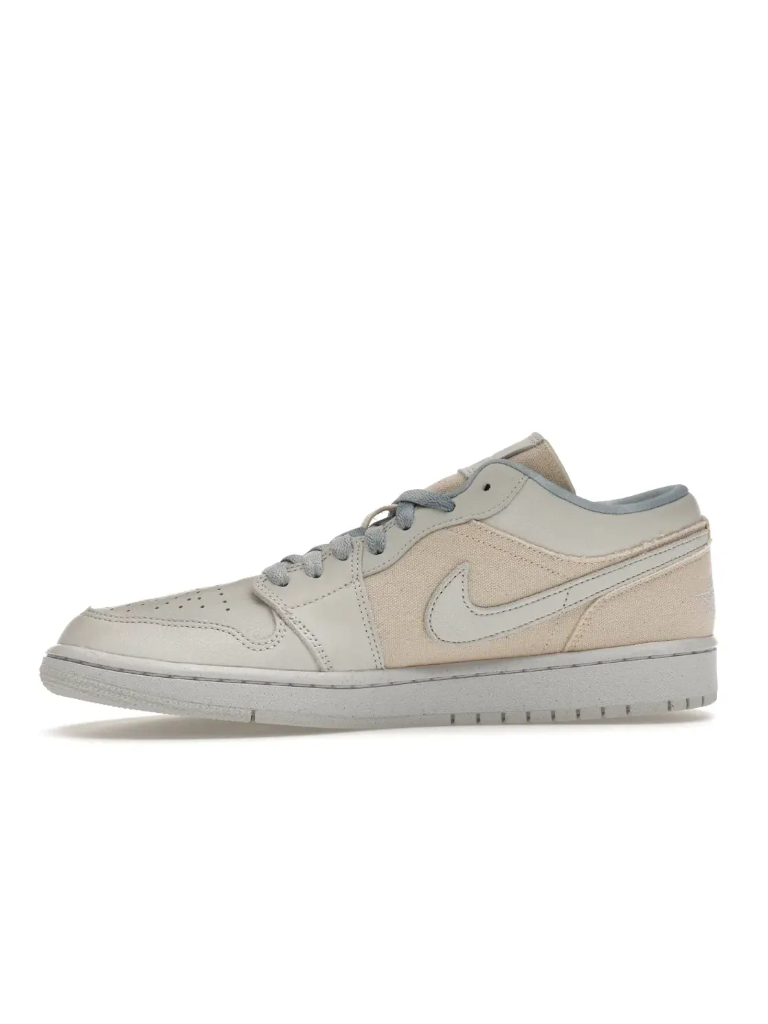 Женские кроссовки Lifestyle с частично парусиновым и кожаным верхом Jordan 1 Low Se — изображение 3 из 4, синий-белый