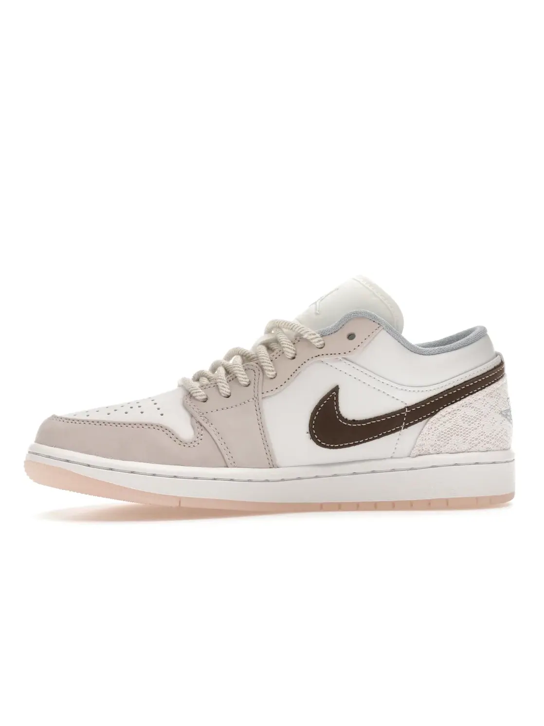 Женские кроссовки Lifestyle с цветовой гаммой Jordan 1 Low Jordan — изображение 3 из 4
