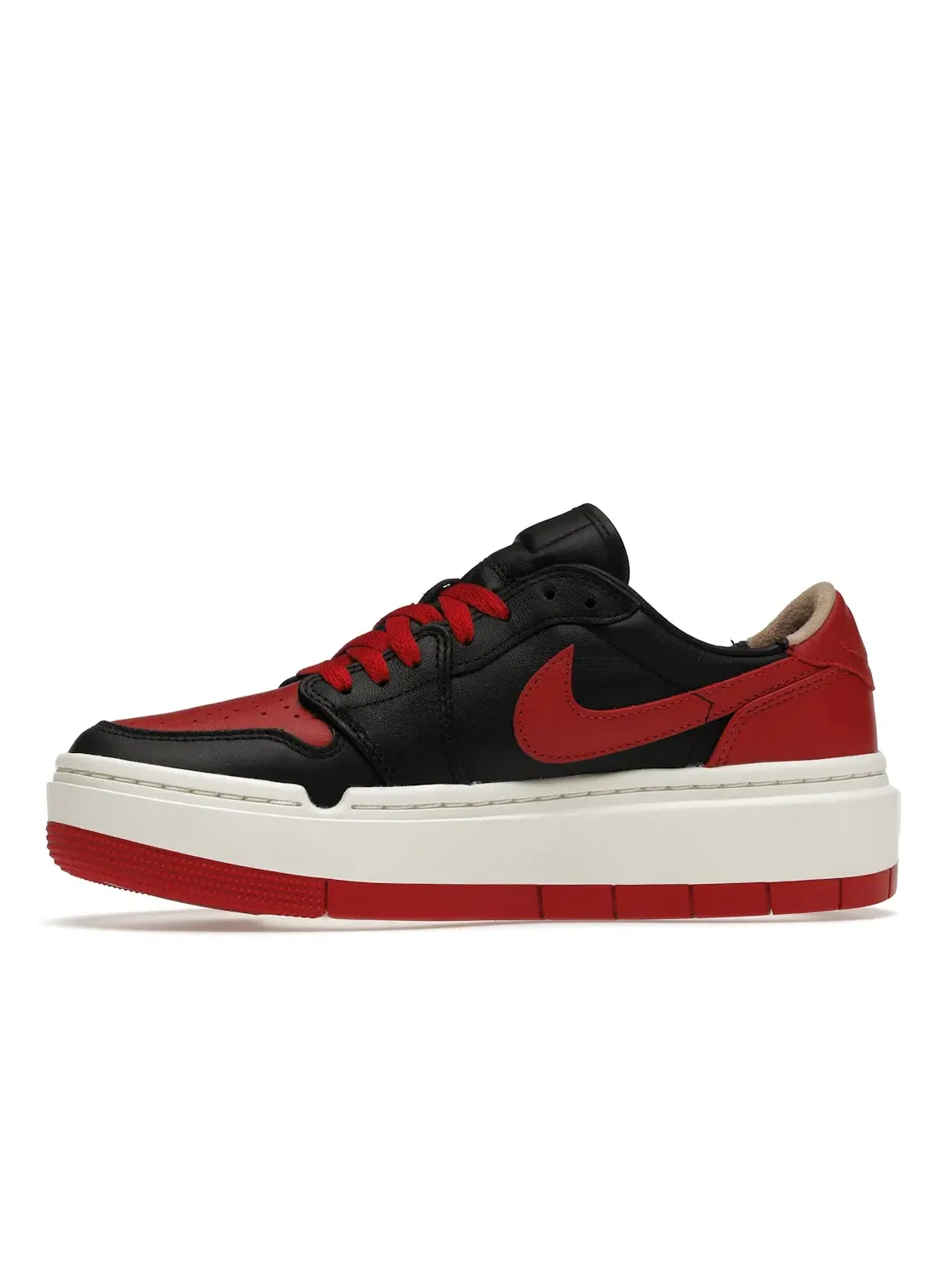 Женские кроссовки на платформе Jordan 1 Elevate Low SE Jordan — изображение 3 из 4, черный красный-белый