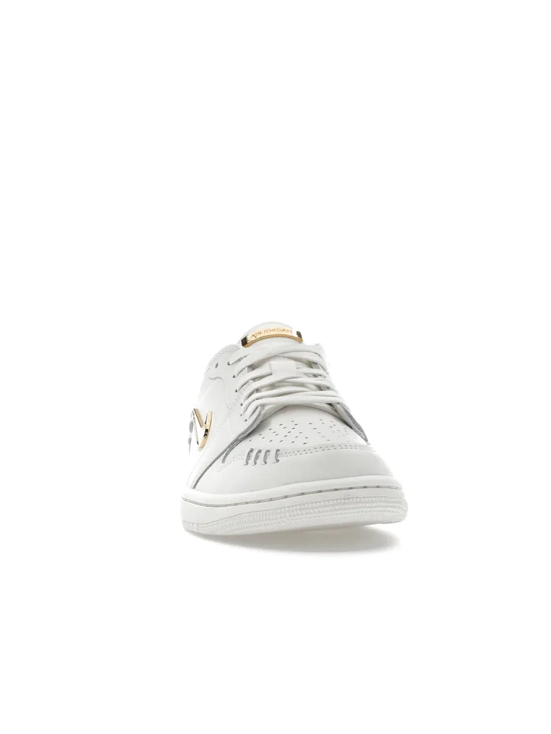 Женские кроссовки Lifestyle с металлическими акцентами Jordan 1 Low — изображение 2 из 4, металлик золотистый