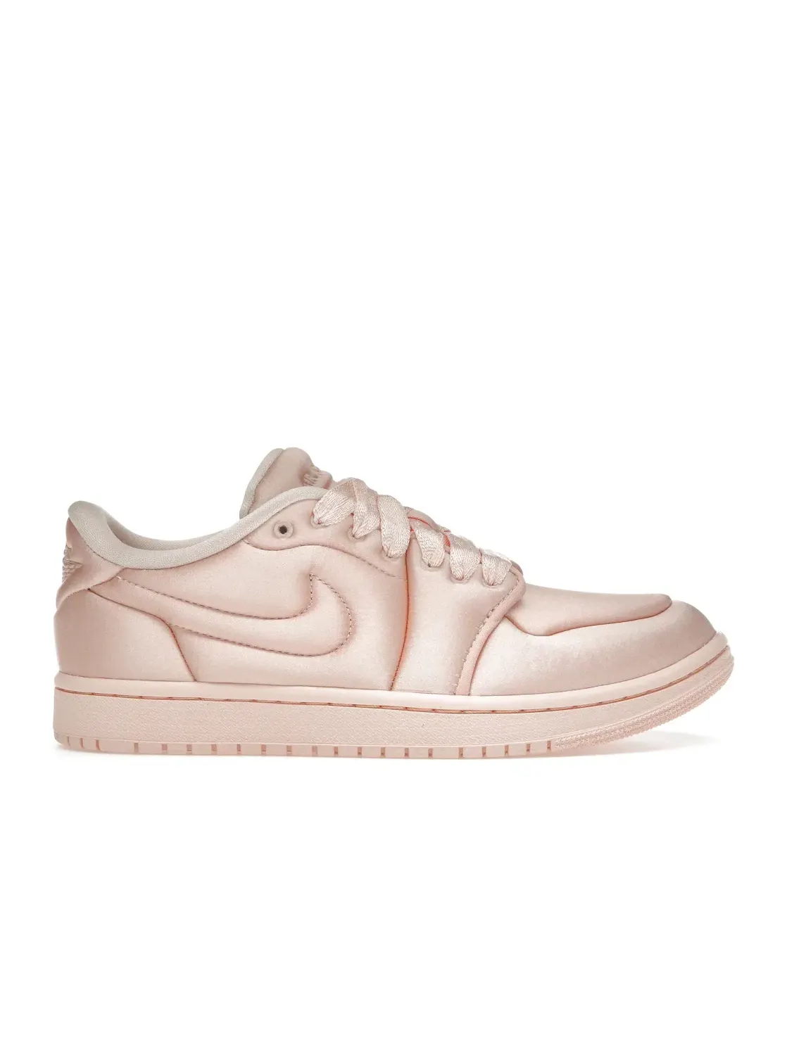 Женские кроссовки Lifestyle Jordan 1 Low Jordan, Guava Ice/Guava Ice — изображение 1 из 4