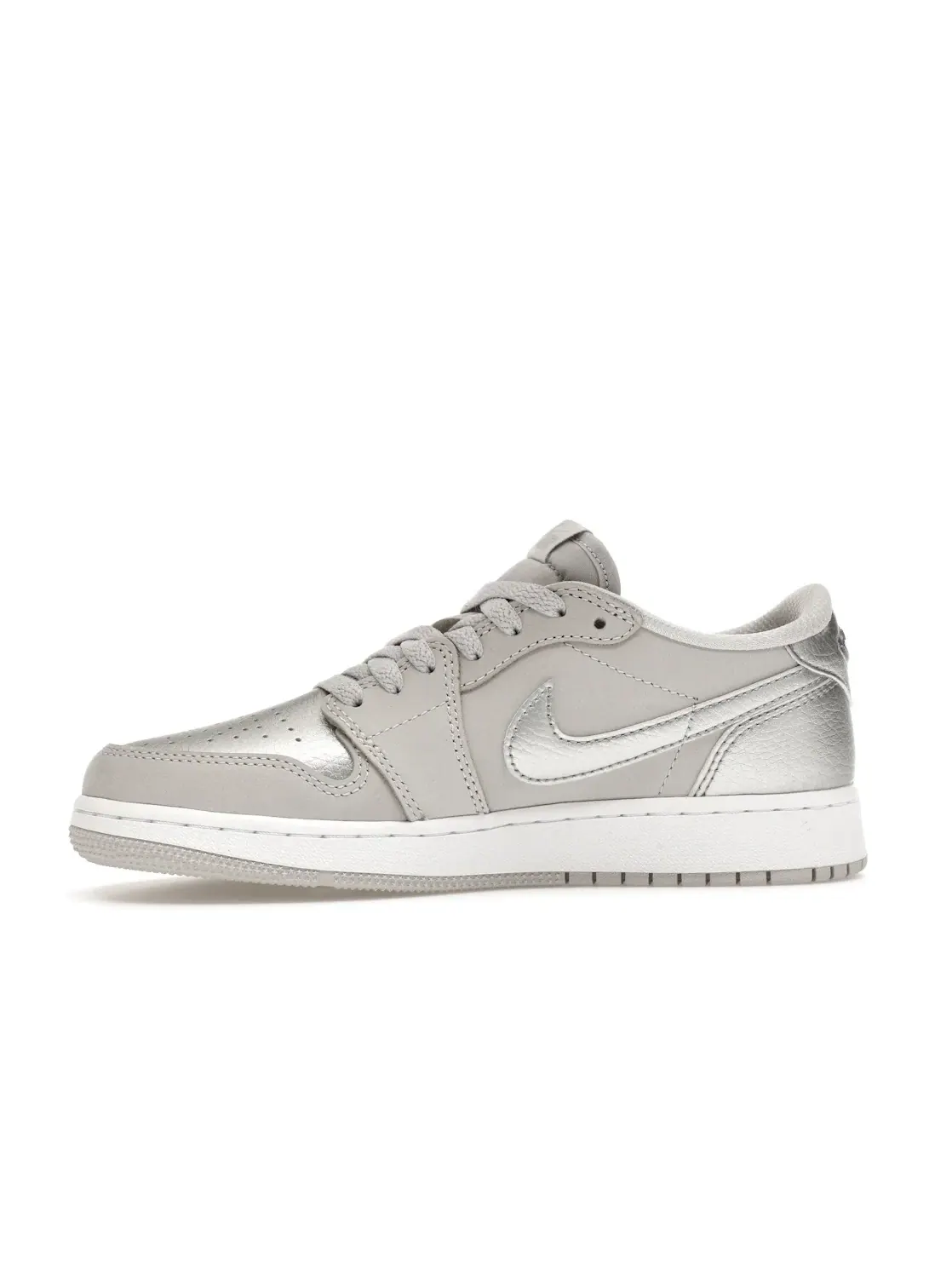 Детские кроссовки для мальчиков с кроссовками Jordan 1 Low OG — изображение 3 из 4