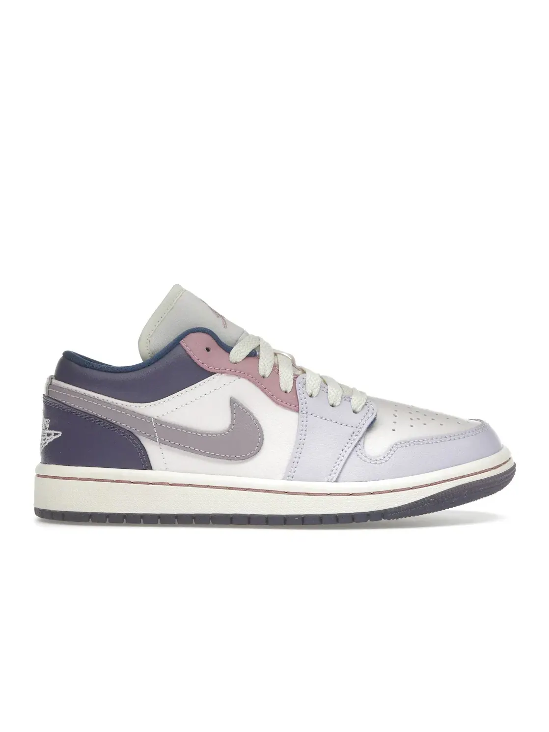 Женские кроссовки низкие с кожаным верхом Jordan 1 Low — изображение 1 из 4, светлый розовый