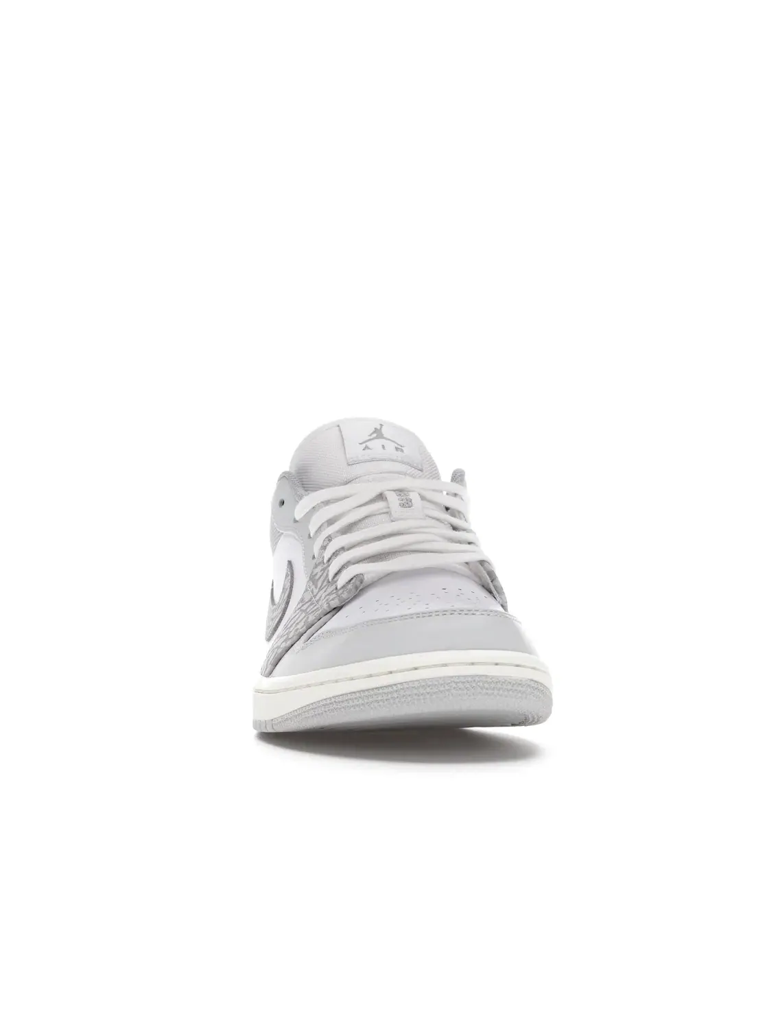 Мужские кроссовки с кожаным верхом Jordan 1 Low PRM — изображение 2 из 4, белый/серый--серый