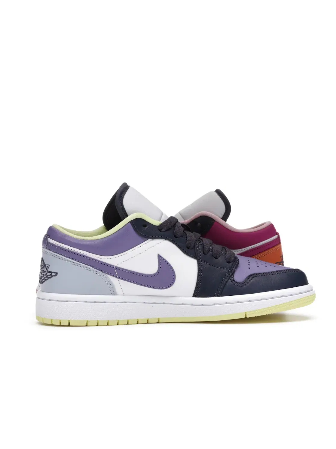 Женские кроссовки с контрастными вставками Jordan 1 Low Purple Magenta Jordan — изображение 3 из 4