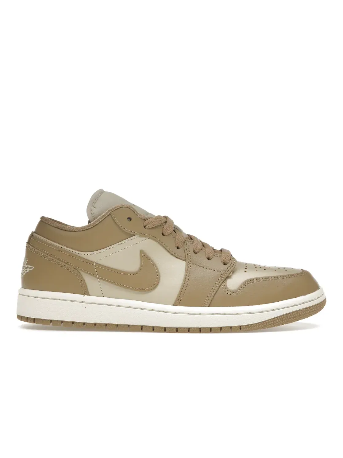 Женские кроссовки Lifestyle Jordan 1 Low Jordan, Rattan/Sail/Desert Camo — изображение 1 из 4