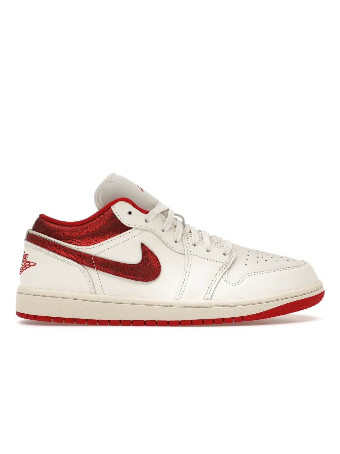 Женские кроссовки Lifestyle с низким силуэтом Jordan 1 Low — изображение 1 из 4, красный/красный