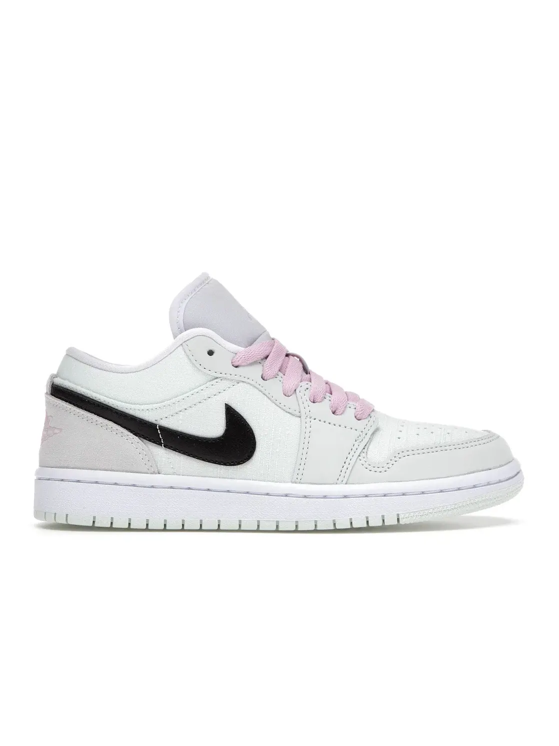Женские кроссовки с текстильным верхом Jordan 1 Low SE Barely Green Jordan — изображение 1 из 4