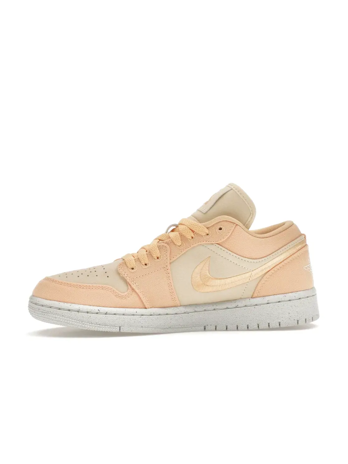 Женские кроссовки Lifestyle на низком профиле Jordan 1 Low SE Jordan — изображение 3 из 4, золотистый
