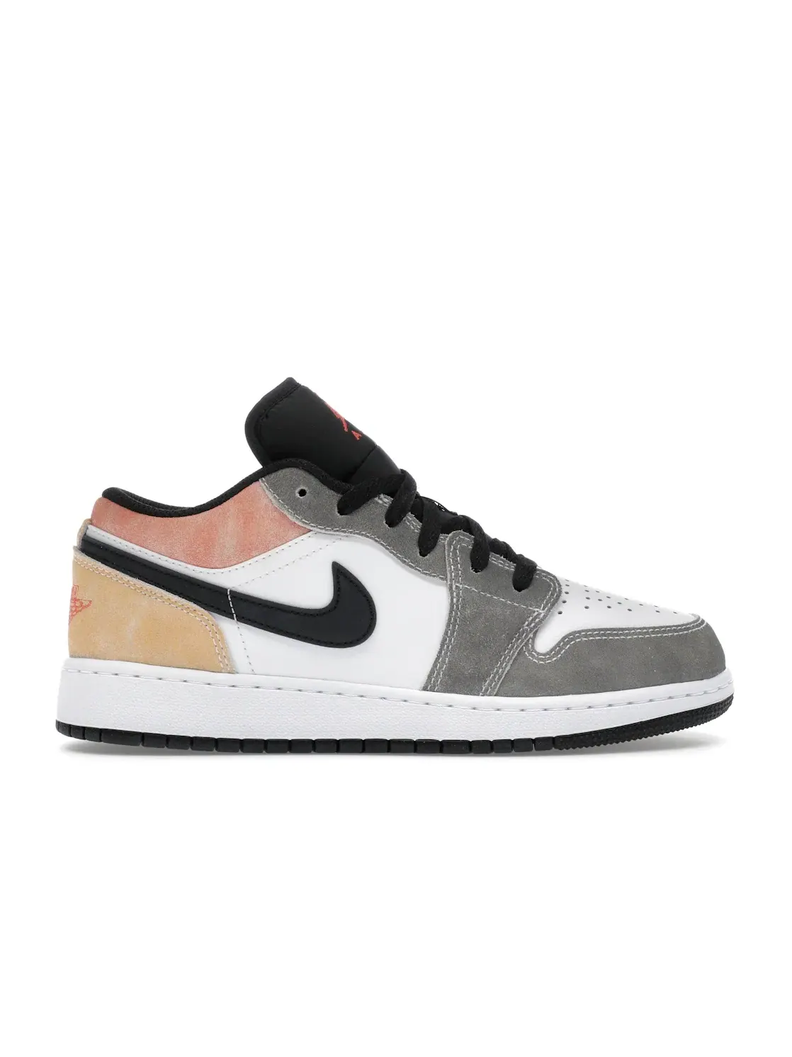Детские кроссовки для мальчиков с низким верхом Jordan 1 Low SE Jordan — изображение 1 из 4, черный///белый