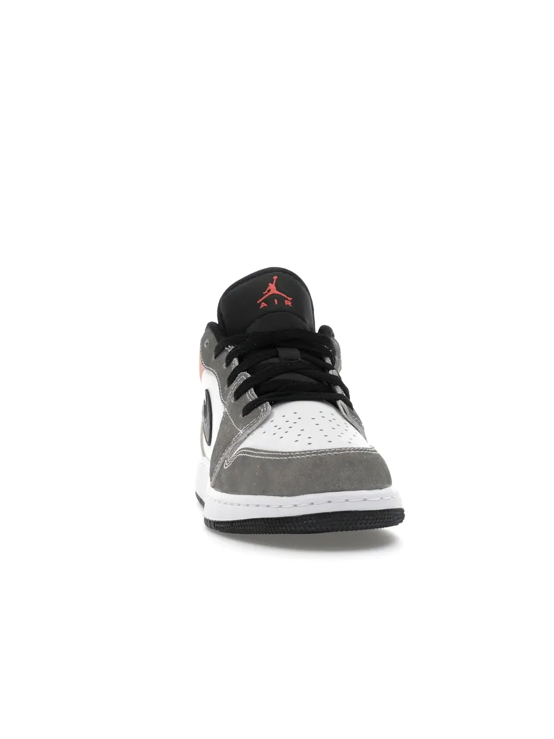 Детские кроссовки для мальчиков с низким верхом Jordan 1 Low SE Jordan — изображение 2 из 4, черный///белый