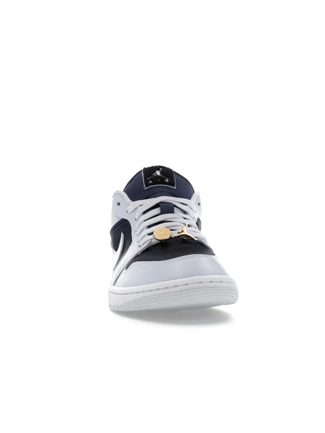 Женские кроссовки Lifestyle с классическим дизайном Jordan 1 Low SE Jordan — изображение 2 из 4