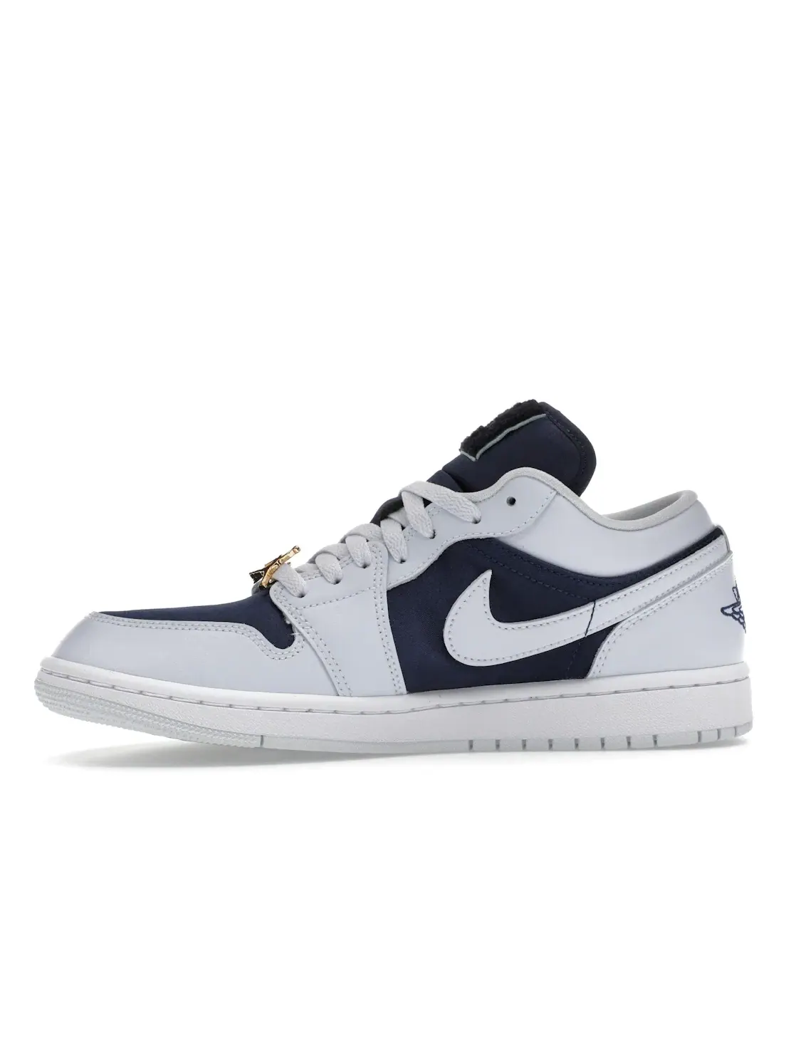 Женские кроссовки Lifestyle с классическим дизайном Jordan 1 Low SE Jordan — изображение 3 из 4