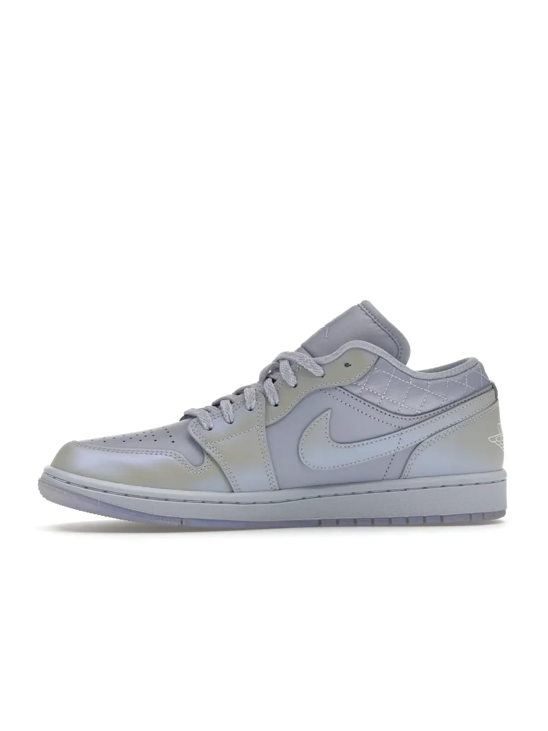 Женские кроссовки с квилтингом Jordan 1 Low SE — изображение 3 из 4, платиновый
