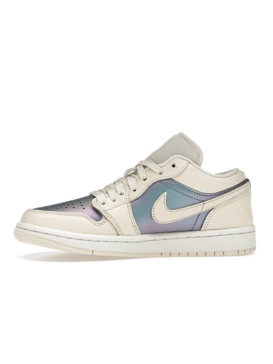 Женские кроссовки Lifestyle Jordan 1 Low SE Jordan, Muslin/Sail/Royal Tint/Muslin — изображение 3 из 4