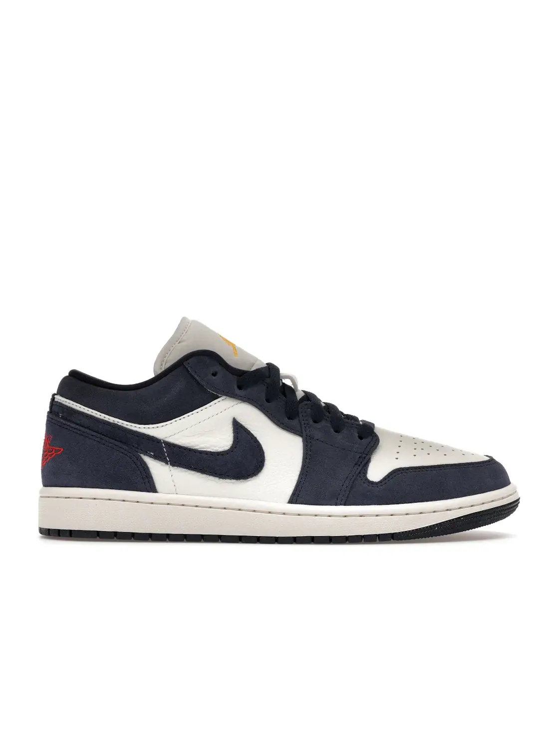 Мужские кроссовки Lifestyle с замшевым верхом Jordan 1 Low SE — изображение 1 из 3, золотистый/красный