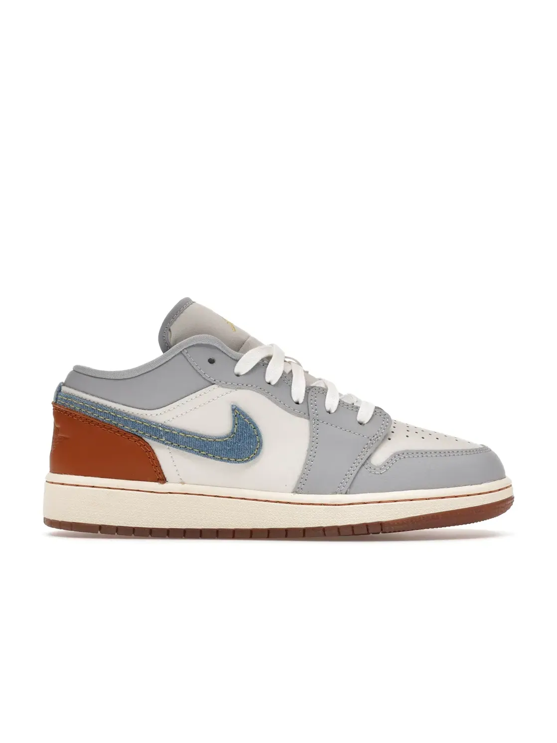 Детские кроссовки Lifestyle Jordan 1 Low SE Jordan — изображение 1 из 4, коричневый/светлый синий