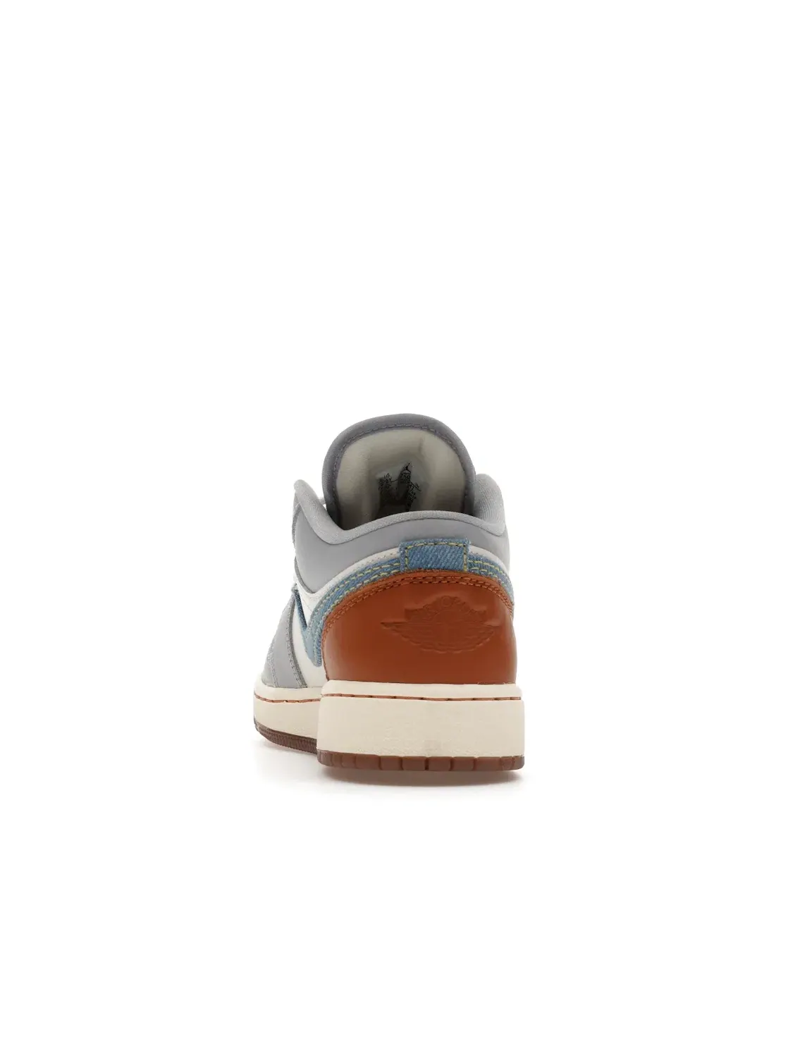 Детские кроссовки Lifestyle Jordan 1 Low SE Jordan — изображение 4 из 4, коричневый/светлый синий