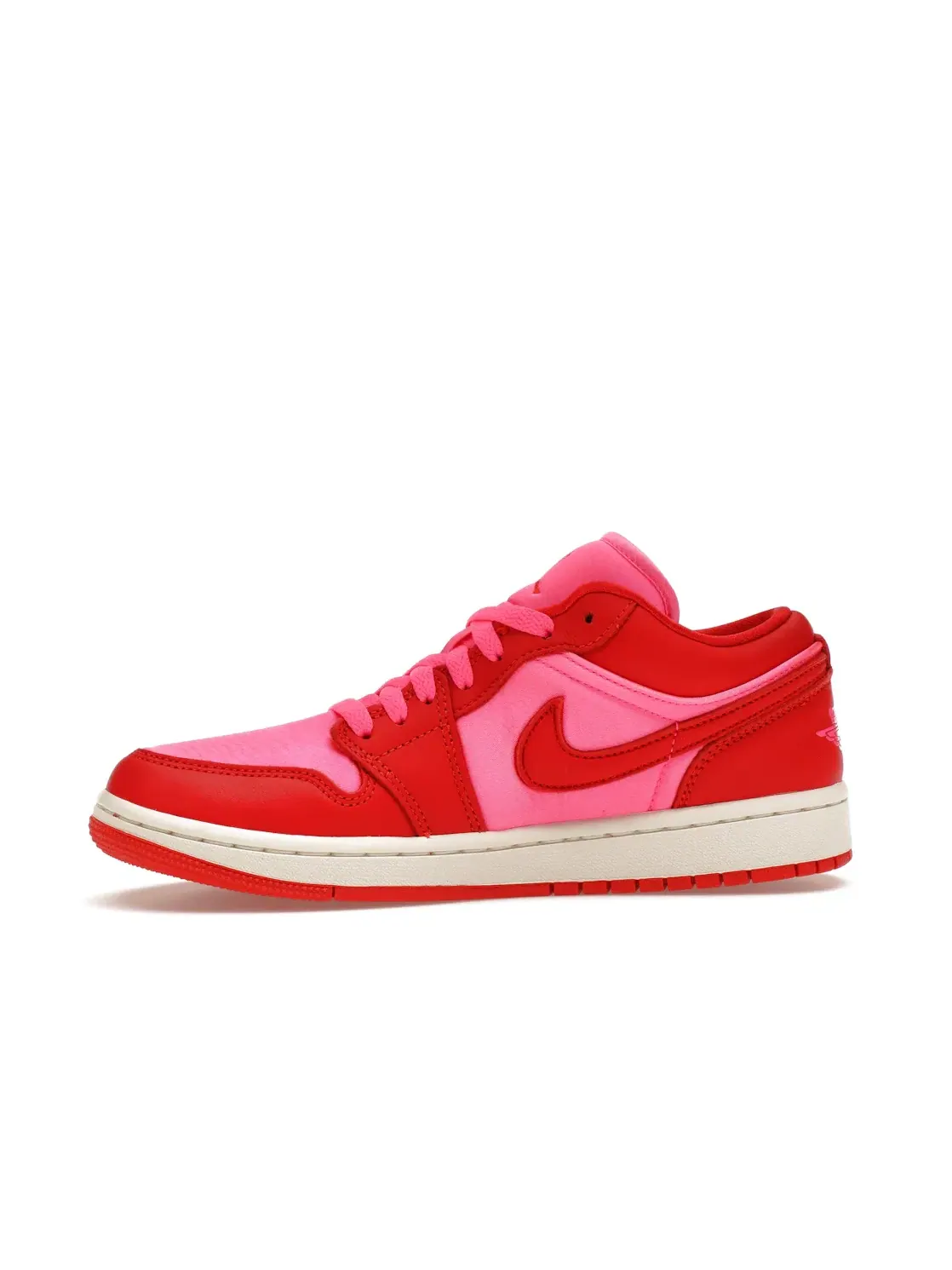 Женские кроссовки Lifestyle с цветовой блокировкой Jordan 1 Low SE Jordan — изображение 3 из 4, розовый/красный