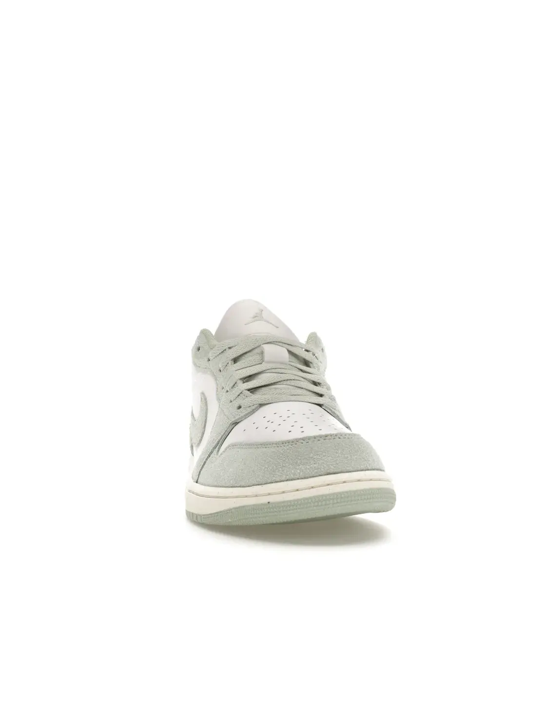 Мужские кроссовки с замшевыми вставками Jordan 1 Low SE — изображение 2 из 4, белый