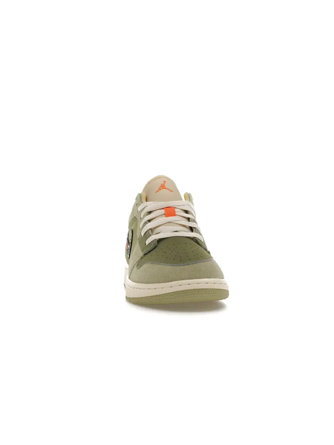 Детские кроссовки Lifestyle Sky J Light Olive Jordan 1 Low SE Jordan — изображение 2 из 4