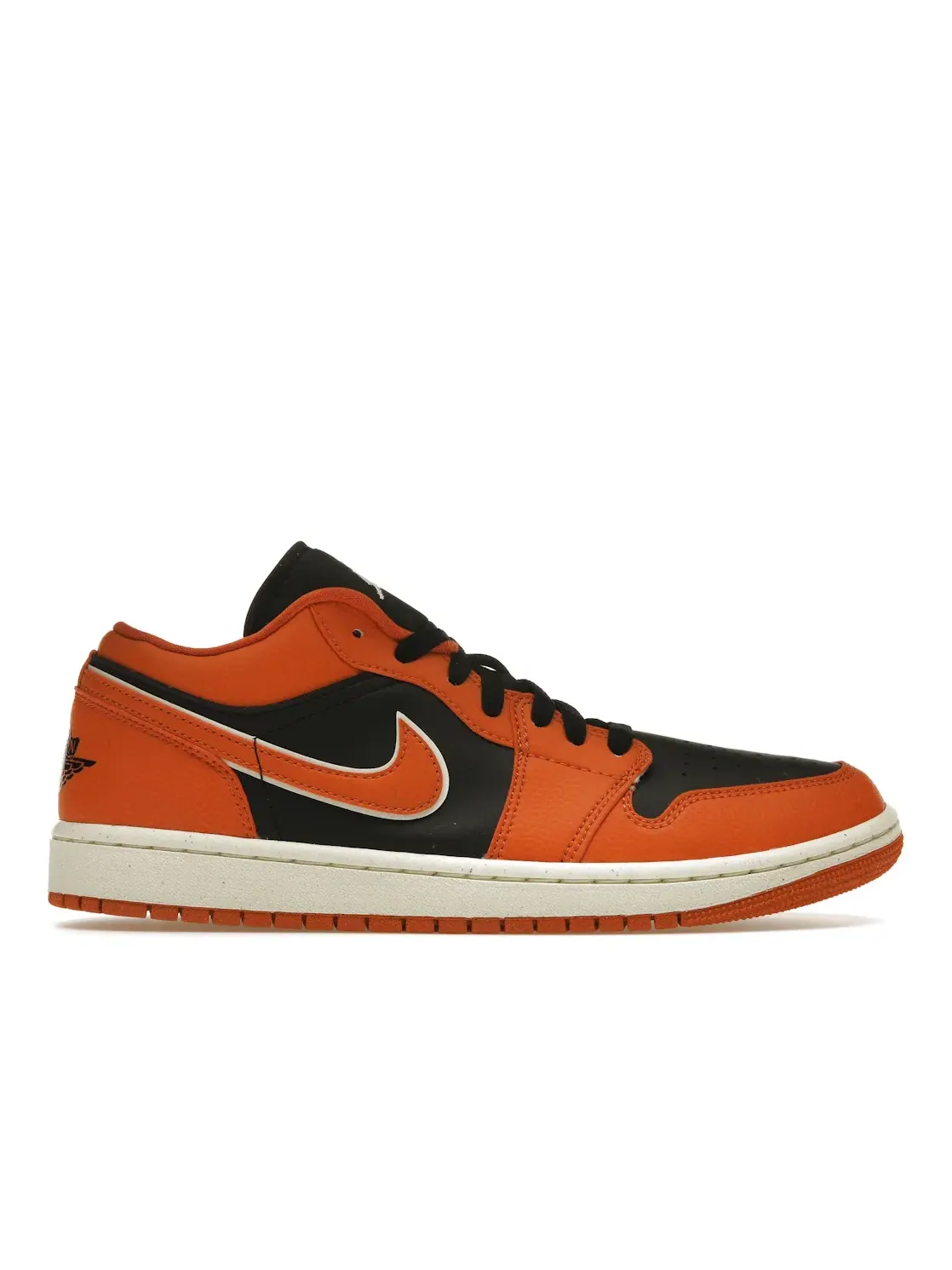 Женские кроссовки кожаные Jordan 1 Low SE — изображение 1 из 4, черный