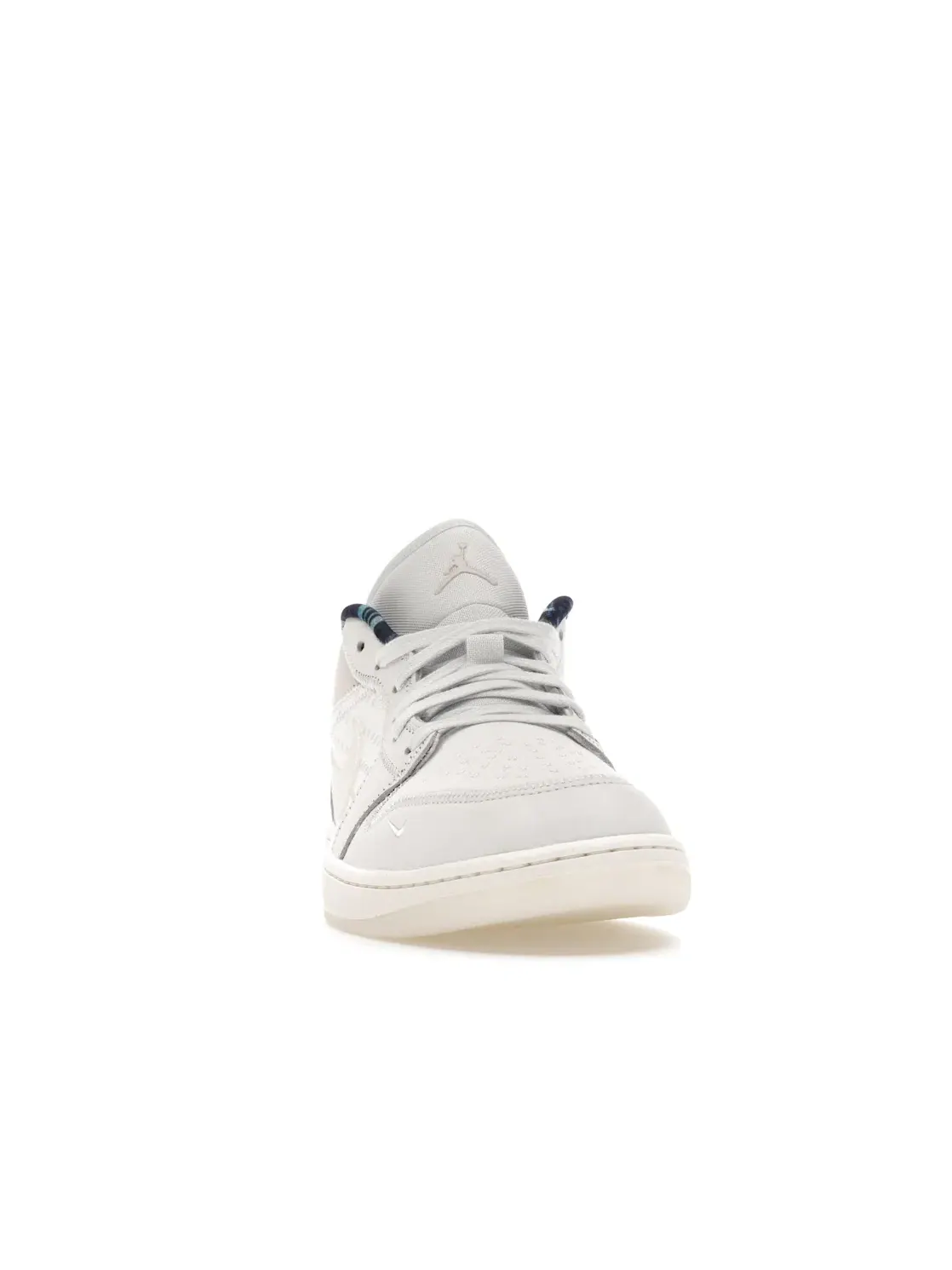 Мужские кроссовки Lifestyle Summit White/Multi-Color/Off White/Sail Jordan 1 Low SE — изображение 2 из 4, белый/мульти-/белый