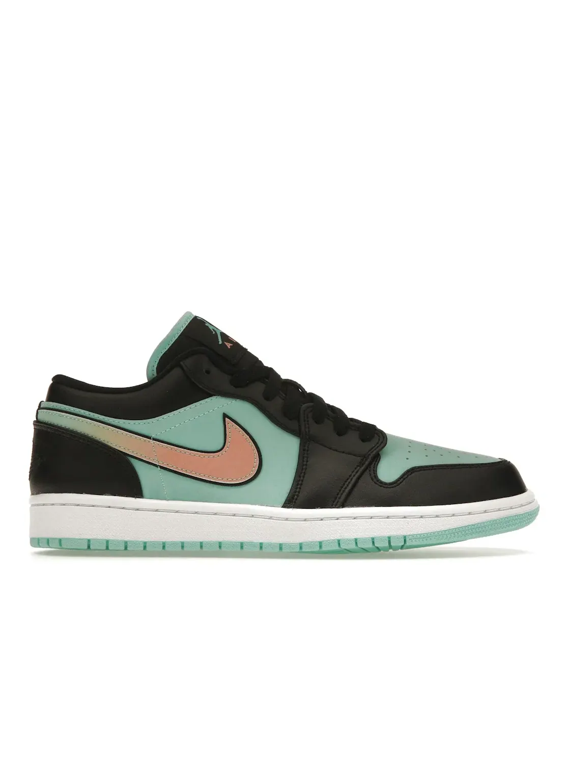 Мужские кроссовки с кожаным верхом Jordan 1 Low SE — изображение 1 из 4, черный