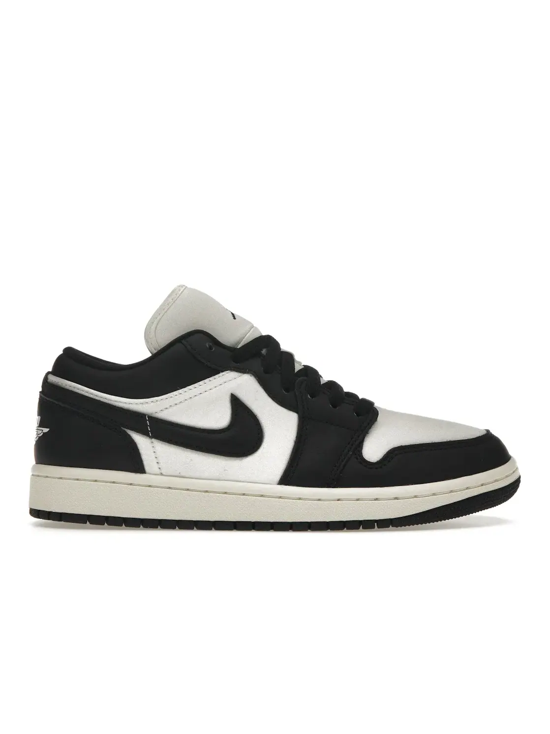 Женские кроссовки с текстильным верхом Jordan 1 Low SE — изображение 1 из 4, черный