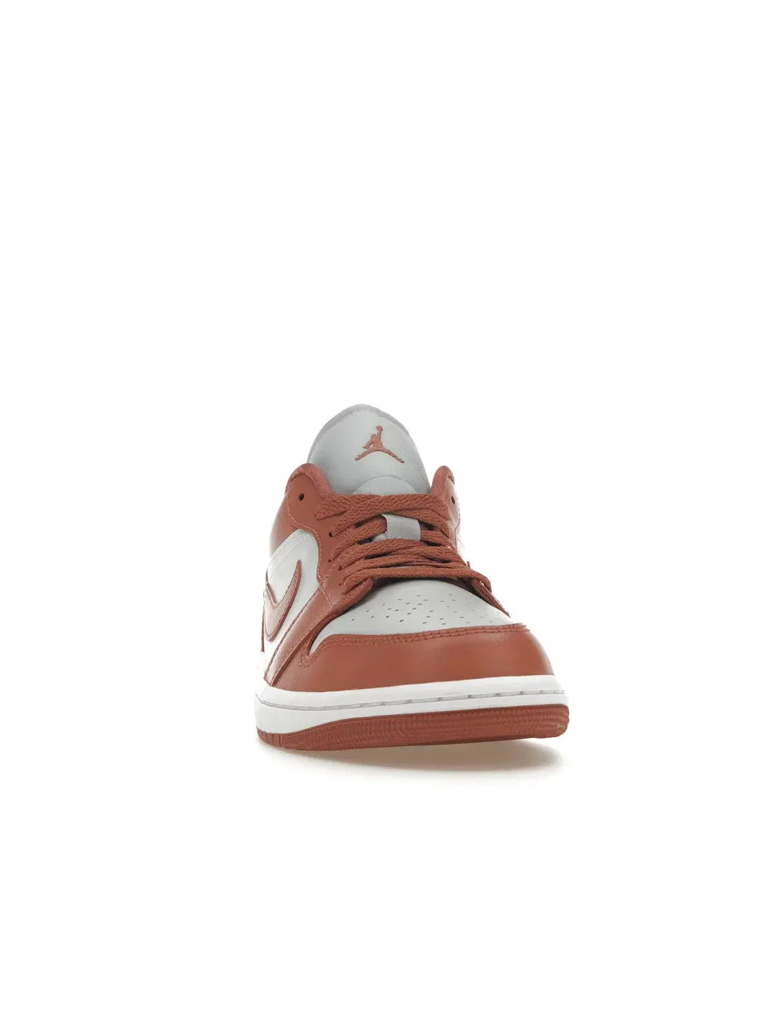 Женские кроссовки Lifestyle Jordan 1 Low Jordan — изображение 2 из 4