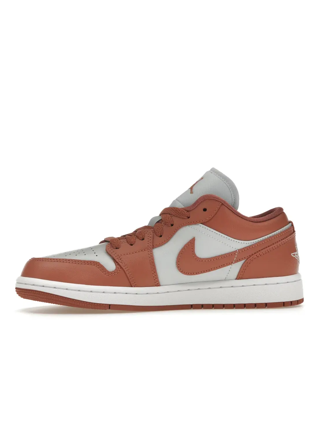 Женские кроссовки Lifestyle Jordan 1 Low Jordan — изображение 3 из 4