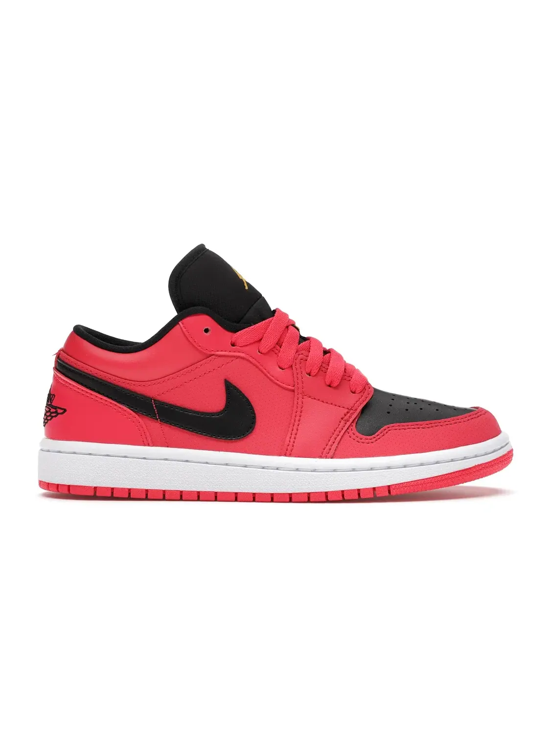 Женские кроссовки с кожаным верхом Jordan 1 Low — изображение 1 из 4