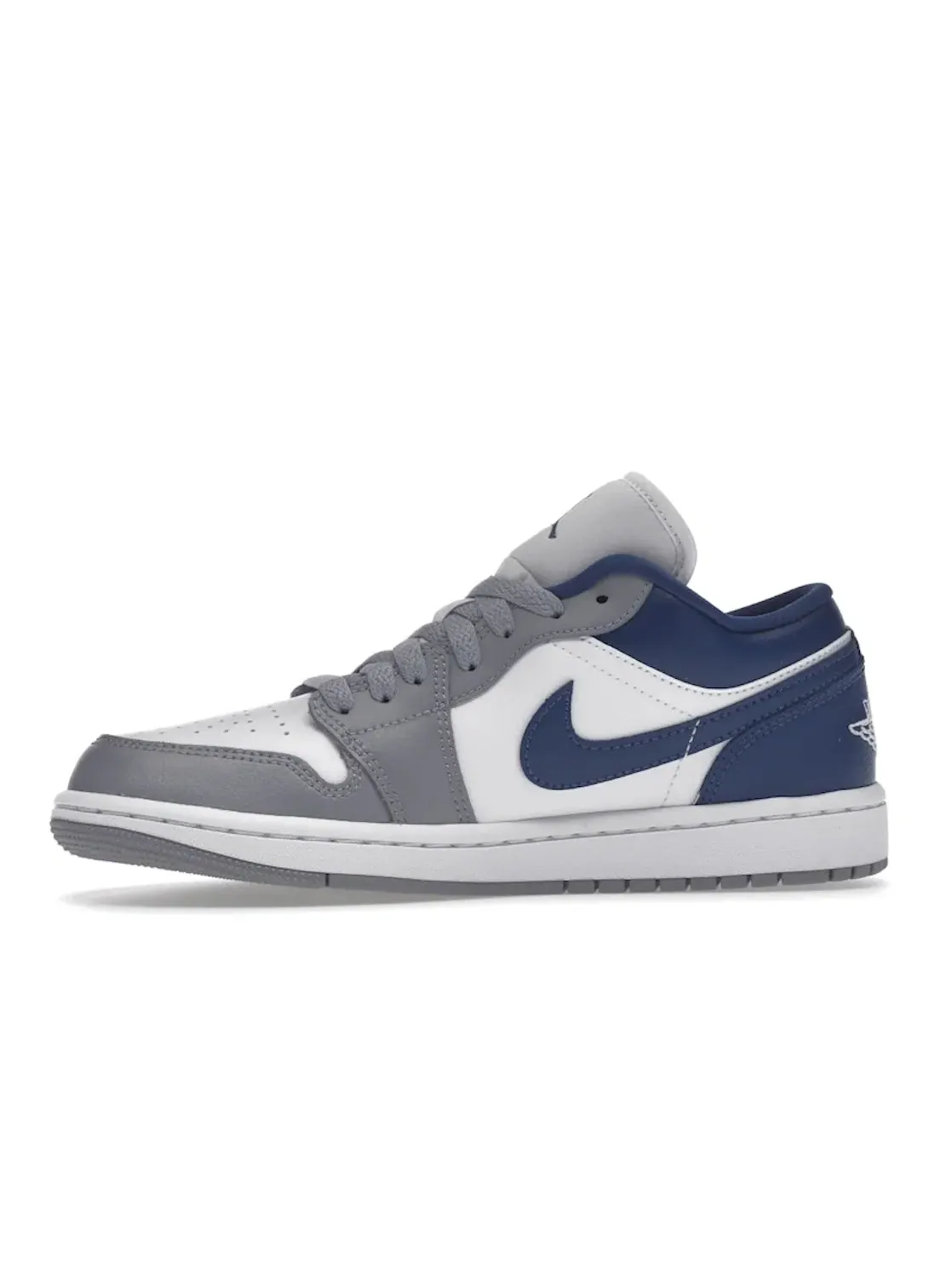 Женские кроссовки с кожаным верхом Jordan 1 Low — изображение 3 из 4, белый/синий