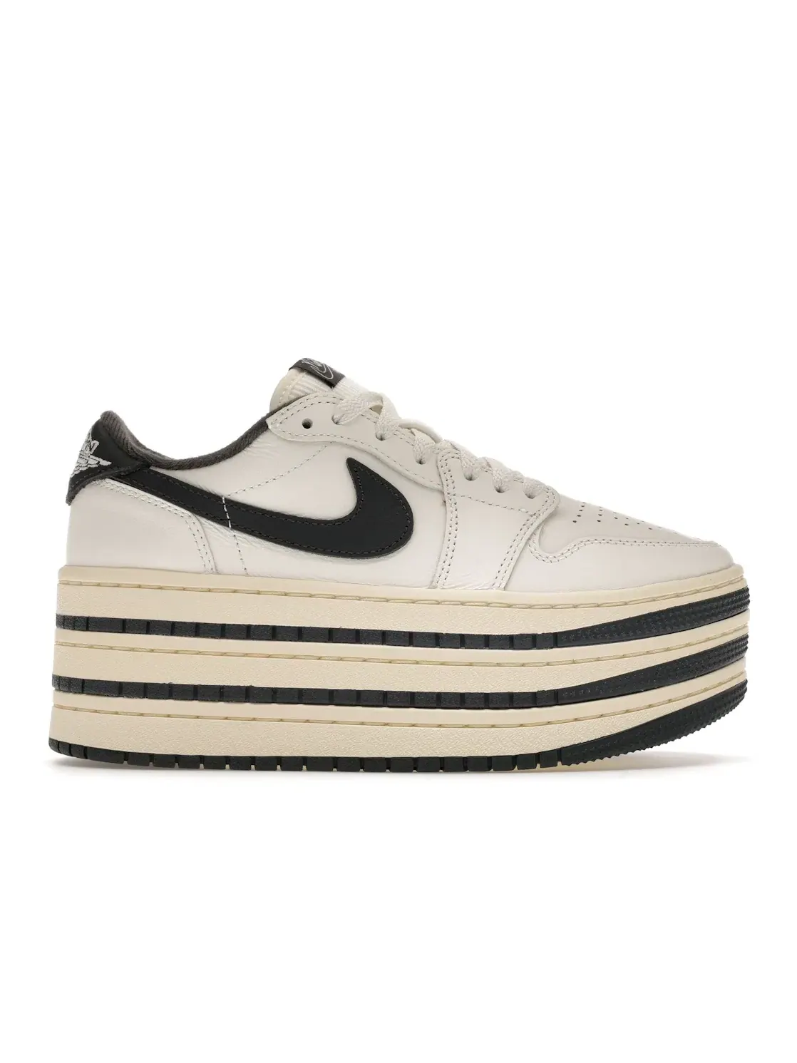 Женские кроссовки Lifestyle с тройной подошвой Jordan 1 Low Triple Stack Jordan, Sail/Coconut Milk/Anthracite