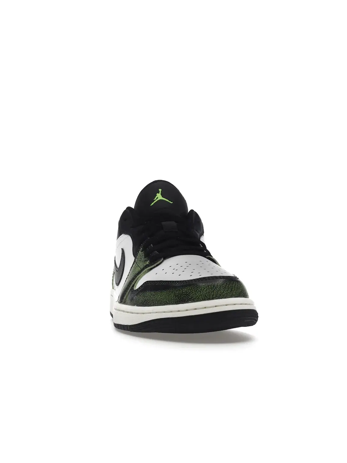Мужские кроссовки Lifestyle с эффектом износа Jordan 1 Low Jordan — изображение 2 из 4, черный/зеленый