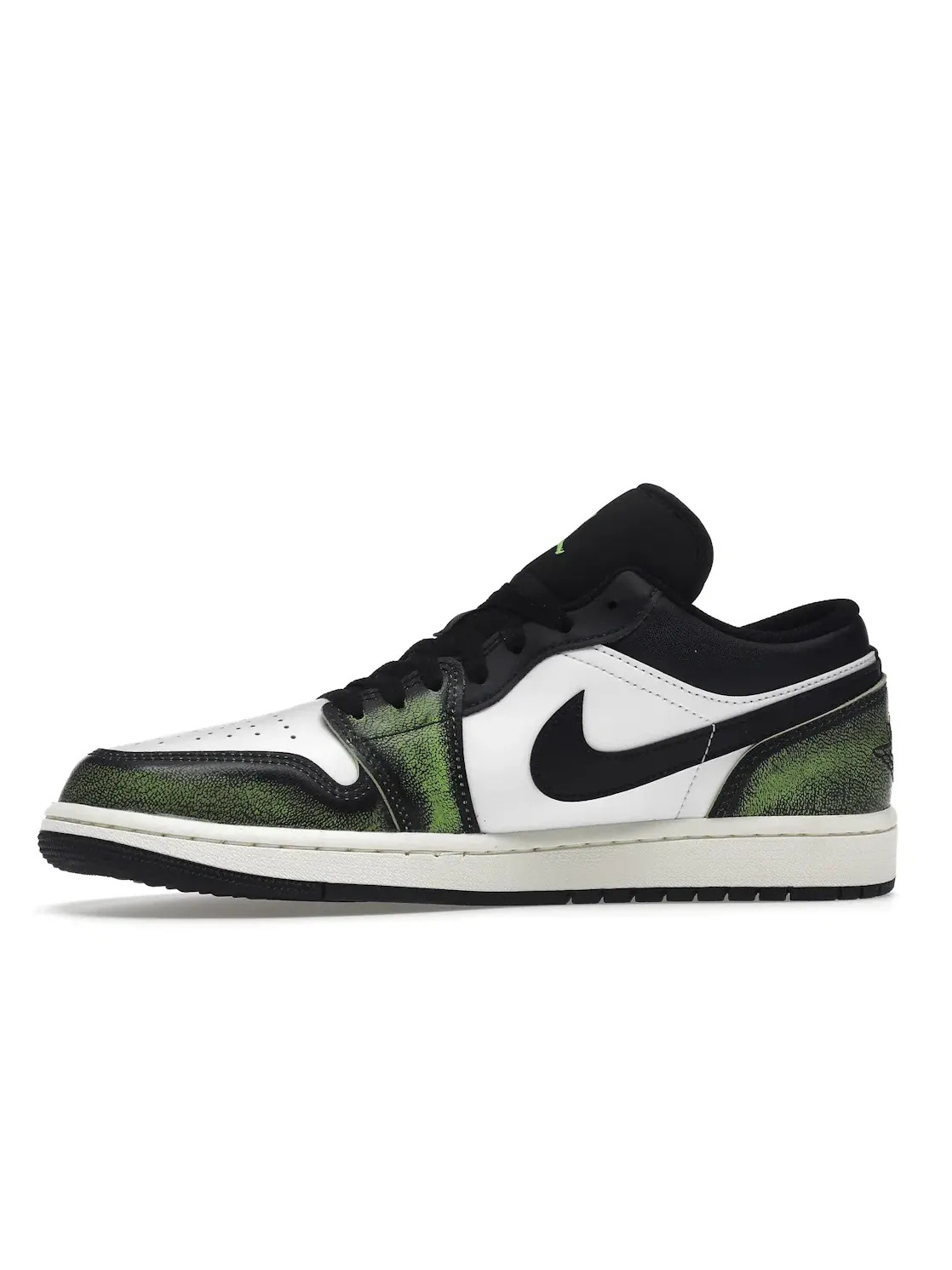 Мужские кроссовки Lifestyle с эффектом износа Jordan 1 Low Jordan — изображение 3 из 4, черный/зеленый