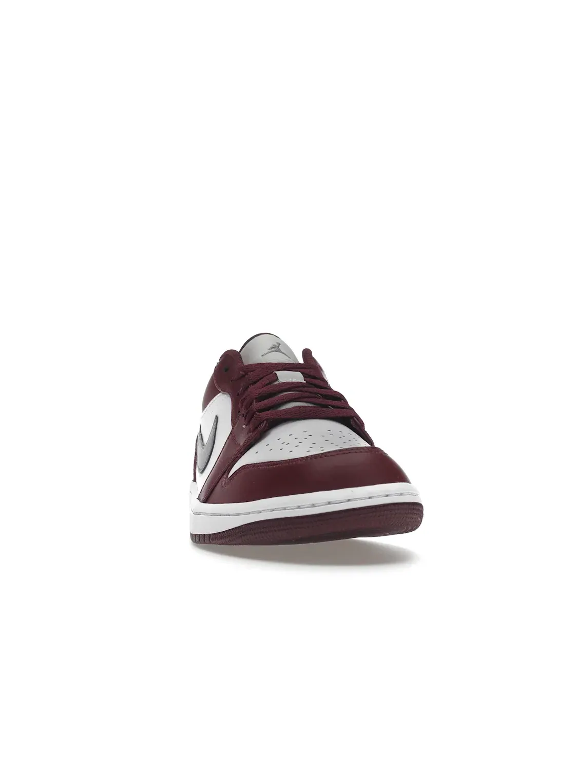 Мужские кроссовки с кожаным верхом Jordan 1 Low — изображение 2 из 4, белый//серый