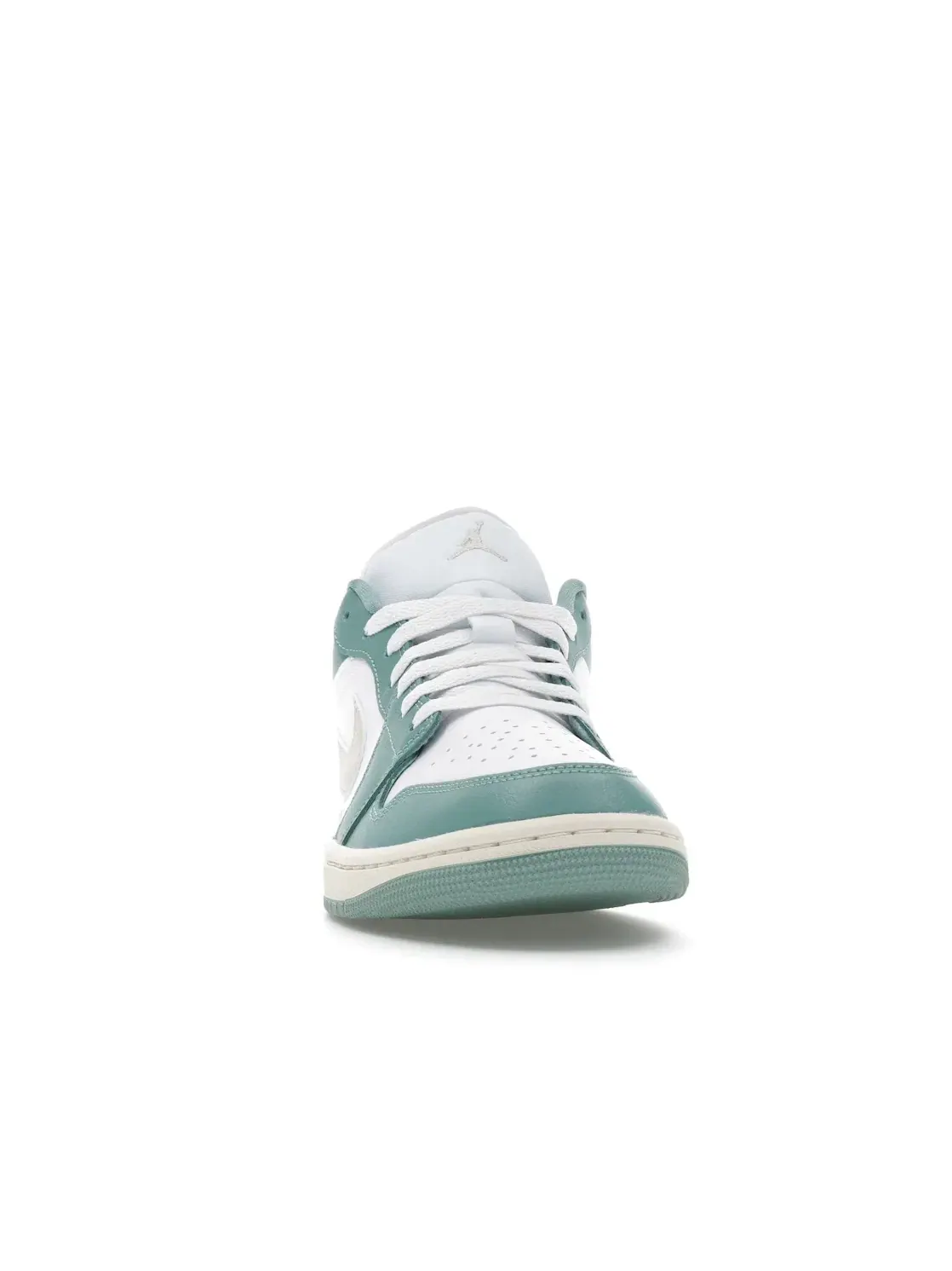 Женские кроссовки с цветовыми акцентами Jordan 1 Low Jordan — изображение 2 из 4