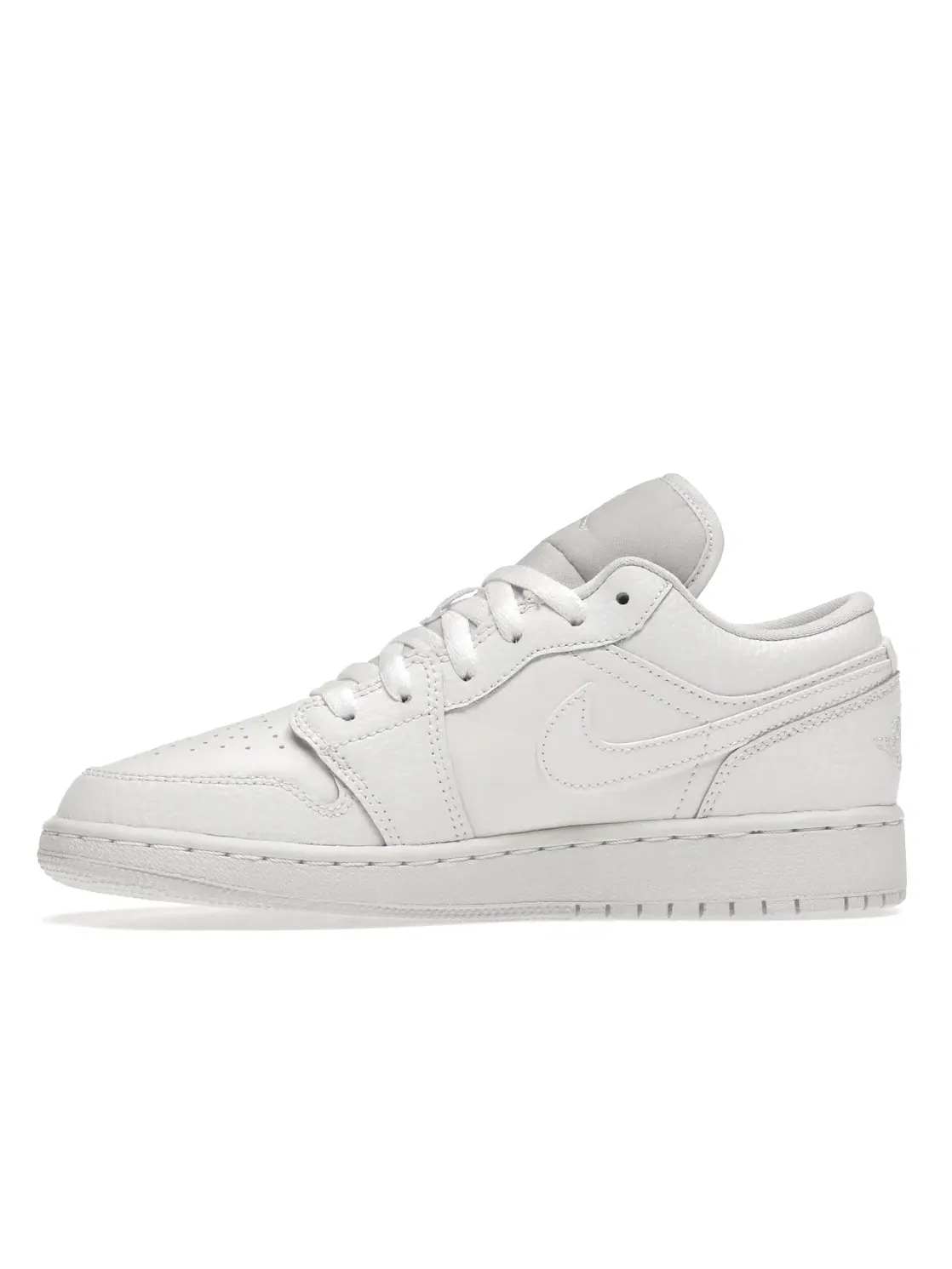 Детские кроссовки Lifestyle с текстурным замшевым верхом Jordan 1 Low — изображение 3 из 4, белый/белый-белый