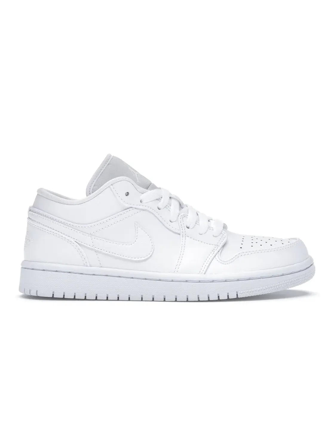 Женские кроссовки Lifestyle с белым цветом Jordan 1 Low — изображение 1 из 4, белый/белый/белый