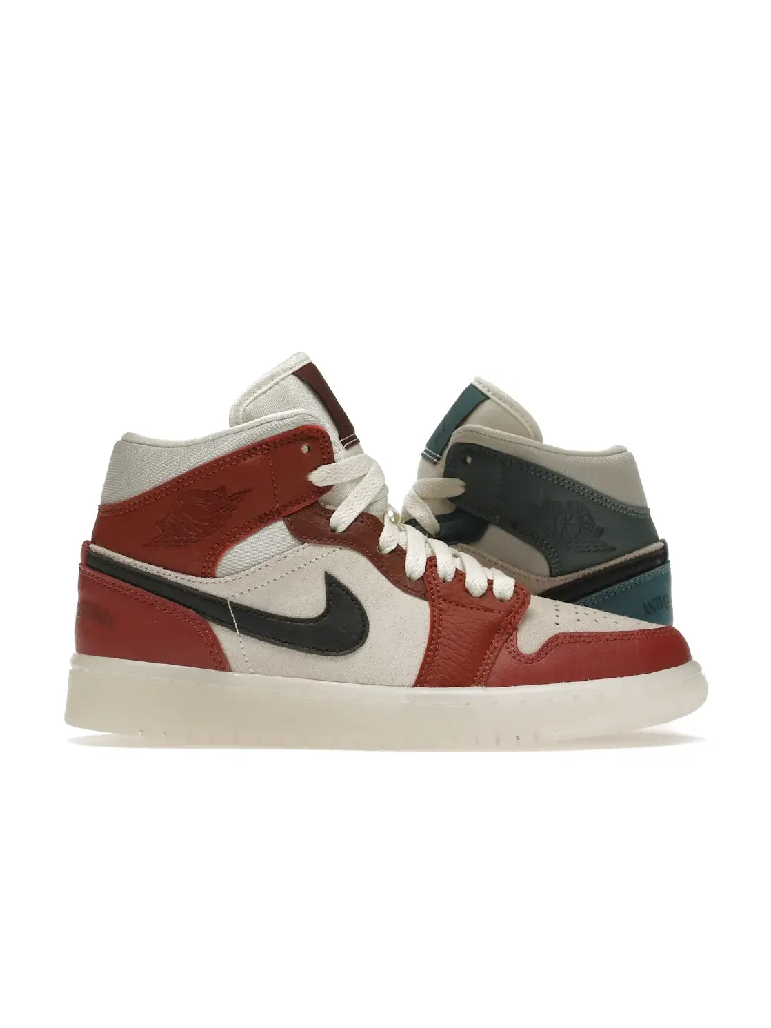 Женские кроссовки Lifestyle Jordan 1 Mid — изображение 1 из 4, темный/золотистый