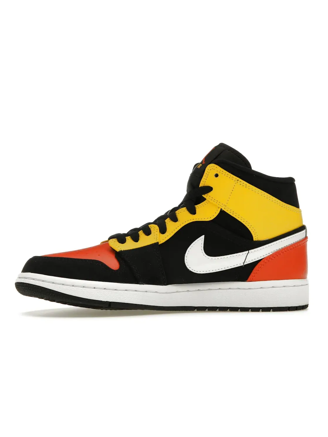 Мужские кроссовки с замшевой отделкой Jordan 1 Mid Jordan — изображение 3 из 4, черный белый оранжевый