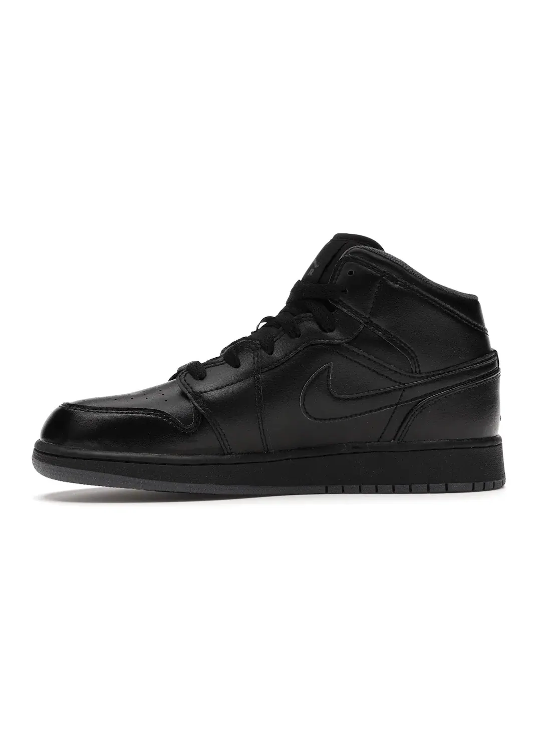 Детские кроссовки Lifestyle Jordan 1 Mid Black Dark Grey Outsole Jordan — изображение 3 из 4